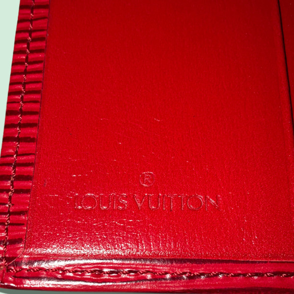 Louis Vuitton Address Book Holder - Picture 4 of 8